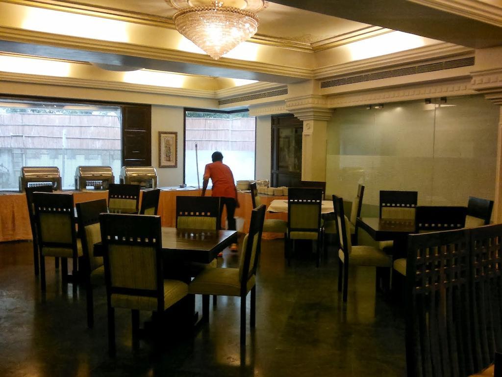 Hotel Empire Regency Jaipur Luaran gambar